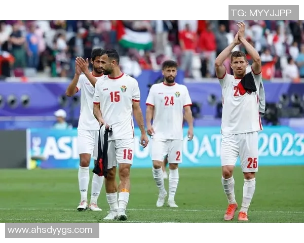 约旦国家足球队对阵中国国家足球队精彩视频直播全程回顾与分析