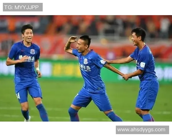 米兰对阵里奥阿维的精彩较量即将上演，谁能笑到最后