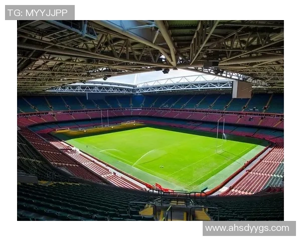 莱万领衔新赛季挑战，期待在绿茵场上再创辉煌成就与传奇时刻